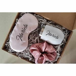 GIFT BOX PINK personalized with name | Ποτήρι / Κούπα Θερμός + Μάσκα ύπνου + Scrunchy - προσωποποιημένα