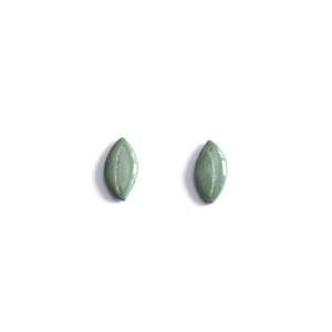 Μικρά σκουλαρίκια 'φύλλα' από πηλό και γυαλί - γυαλί, πηλός, ατσάλι