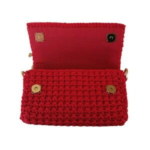 Red purse/Μικρό τσαντάκι σε κόκκινο φωτεινό χρώμα - νήμα, ώμου, all day, πλεκτές τσάντες, μικρές - 2