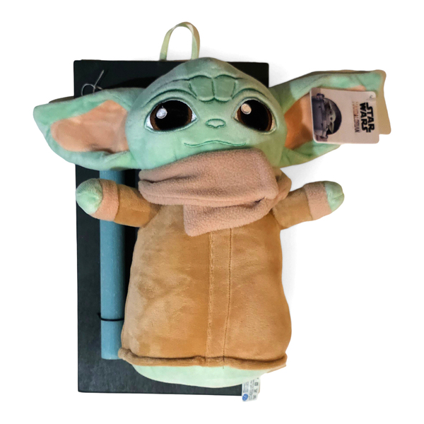 Αυθεντική κούκλα Star Wars Mandalorian (The child baby Yoda) με δώρο πασχαλινή λαμπάδα - αγόρι, για παιδιά, για ενήλικες, σούπερ ήρωες, παιχνιδολαμπάδες