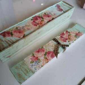 Κουτι λαμπαδας ξυλινο και λαμπαδα Λουλουδια - κορίτσι, λουλούδια, λαμπάδες, ζευγάρια, για ενήλικες