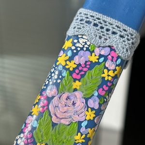 Λαμπάδα μπλε, αρωματική 30,5 cm ζωγραφισμένη στο χέρι! - κορίτσι, λουλούδια, λαμπάδες, για παιδιά, για ενήλικες - 2