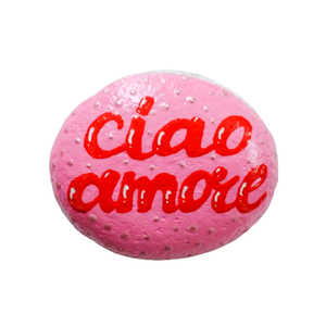 Πέτρα μήκους περίπου 9 εκ. ζωγραφισμένη στο χέρι με το μήνυμα "ciao amore" - πέτρα, διακοσμητικές πέτρες, δωρο για επέτειο