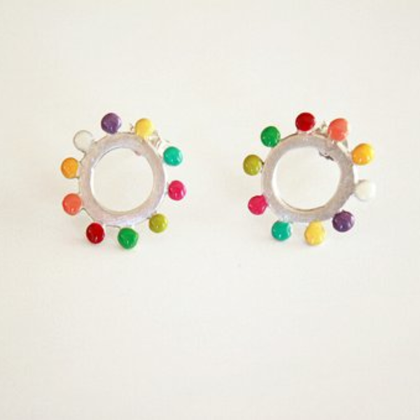 Ασημένια σκουλαρίκια - Κύκλοι με χρωματιστές μπιλίτσες - ασήμι, πολύχρωμο, fashion, χρωματιστό, design, μοντέρνο, ασήμι 925, κύκλος, χειροποίητα, minimal, καρφωτά, μικρά, boho, δώρα για γυναίκες