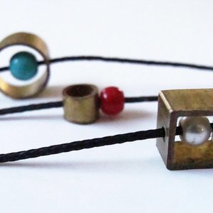 tiny| χειροποιητο κολιε μπρουτζος minimal - handmade, μονόχρωμες, fashion, κερωμένα κορδόνια, μόδα, μοναδικό, μοντέρνο, γυναικεία, πέτρα, στρογγυλό, ανοιξιάτικο, mini, δώρο, customized, cute, κολιέ, κορδόνια, γεωμετρικά σχέδια, χειροποίητα, κοντό, είδη δώρου, minimal, απαραίτητα καλοκαιρινά αξεσουάρ, must αξεσουάρ, must, κοντά, γυναίκα, unique, μπρούντζος, αυξομειούμενα, φθηνά, μενταγιόν