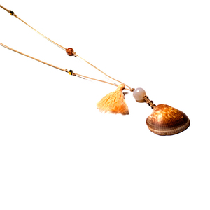 Salmon Shell Necklace - ημιπολύτιμες πέτρες, νήμα, μακρύ, με φούντες, κοχύλι, μακριά