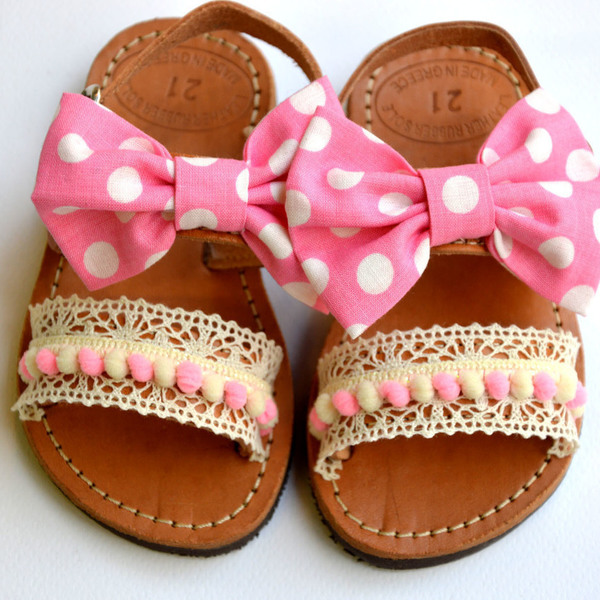Handmade baby sandal pink bow dots - κορδέλα, φιόγκος, καλοκαιρινό, σανδάλι, χειροποίητα, φλατ, για παιδιά