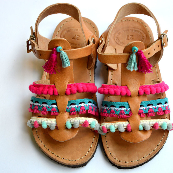 Handmade baby sandal bohemian pink - πολύχρωμο, χρωματιστό, καλοκαιρινό, σανδάλι, χειροποίητα, boho, φλατ, για παιδιά