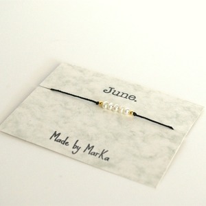 June birthstone bracelet - chic, handmade, μαργαριτάρι, δώρο, κορδόνια, χειροποίητα, χάντρες, minimal, αυξομειούμενα