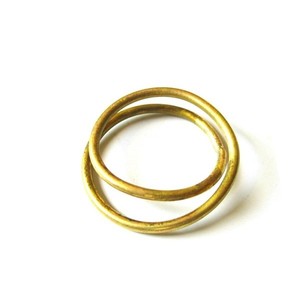 twisted ring| χειροποιητο δαχτυλιδι minimal - chic, μονόχρωμες, fashion, vintage, ιδιαίτερο, μοντέρνο, μέταλλο, χειροποίητα, εντυπωσιακό, minimal, must, μικρά, boho, ευκολοφόρετο, διαχρονικό, μπρούντζος, σταθερά, amano, contemporary, νεανικό, trend, φθηνά - 2