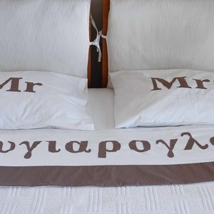 Σεντόνια Mr & Mrs - λευκά είδη, δώρα γάμου, mr & mrs, personalised, δώρα αγίου βαλεντίνου - 2