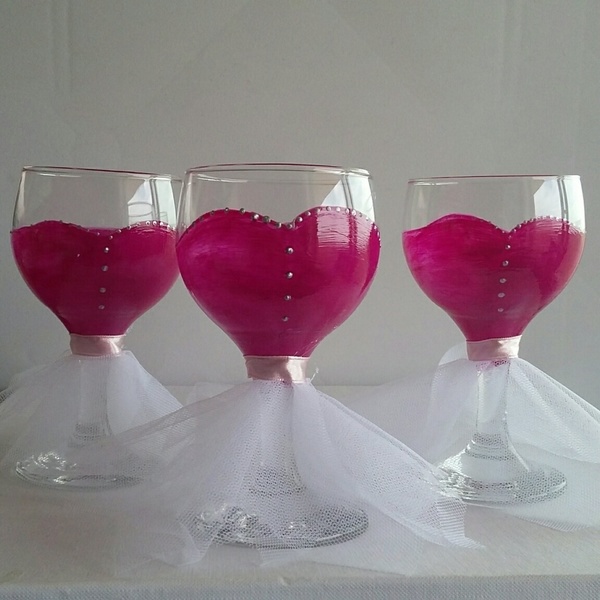 2 Ποτήρια κρασιού για το πάρτι της νύφης!!! Wine glass for Bridal Party, Wedding Party, Bachelorete Party - γυαλί, δώρα γάμου, γάμος