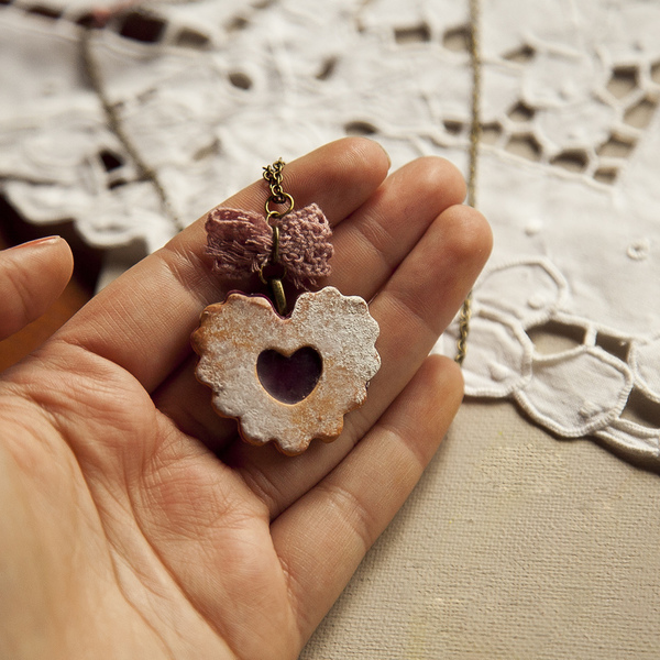 Μπισκότο Καρδιά με Φράουλα - vintage, charms, μακρύ, καρδιά, καρδιά, πηλός, romantic, μακριά, μπρούντζος, μινιατούρες φιγούρες - 4