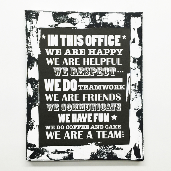 Διακοσμητικό χειροποίητο καδράκι σε καμβά - In this office we are happy, we are helpful, we respect, we do teamwork, we are friends... - Για το γραφείο - διακοσμητικό, πίνακες & κάδρα, καμβάς, χαρτί, επιτοίχιο, δώρο, διακόσμηση, ακρυλικό, χειροποίητα, είδη διακόσμησης, είδη δώρου, πρωτότυπα δώρα