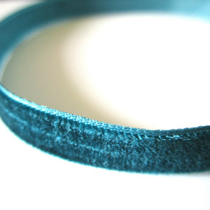 velvet choker 1cm| λεπτο τσοκερ βελουδο minimal - chic, fashion, vintage, ιδιαίτερο, μοντέρνο, αλπακάς, τσόκερ, βελούδο, κολιέ, εντυπωσιακό, καθημερινό, minimal, must, κοντά, ευκολοφόρετο, διαχρονικό, μπρούντζος, amano, Black Friday, φθηνά