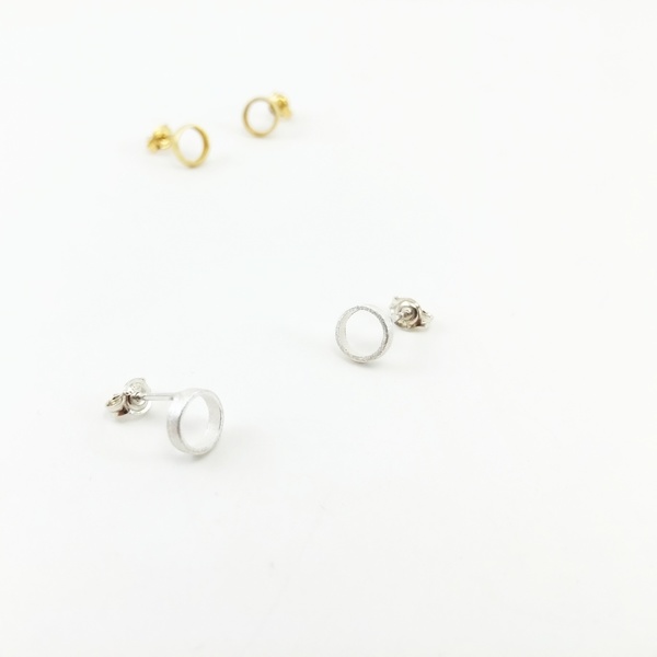 Minimal Empty Shapes - Σκουλαρίκια (diameter 0.7 cm) - ασήμι, επιχρυσωμένα, ασήμι 925, mini, σκουλαρίκια, γεωμετρικά σχέδια, χειροποίητα, minimal - 2