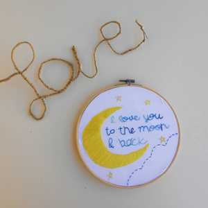 Τελάρο διακόσμησης απο bamboo "love you to the moon and back" - ύφασμα, διακοσμητικό, αγόρι, επιτοίχιο, αγάπη, τοίχου, κορδόνια, romantic, βρεφικά, τελάρα κεντήματος, κρεμαστά, για παιδιά - 5