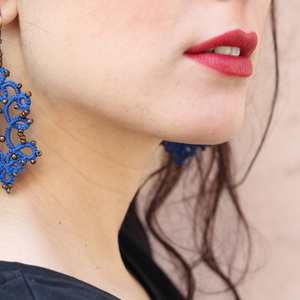 Boho blue lace earrings - μπλε, statement, βαμβάκι, ορείχαλκος, μακραμέ, σκουλαρίκια, χάντρες, χάντρες, γυναίκα, boho, ethnic, γάντζος, πλεκτά - 3