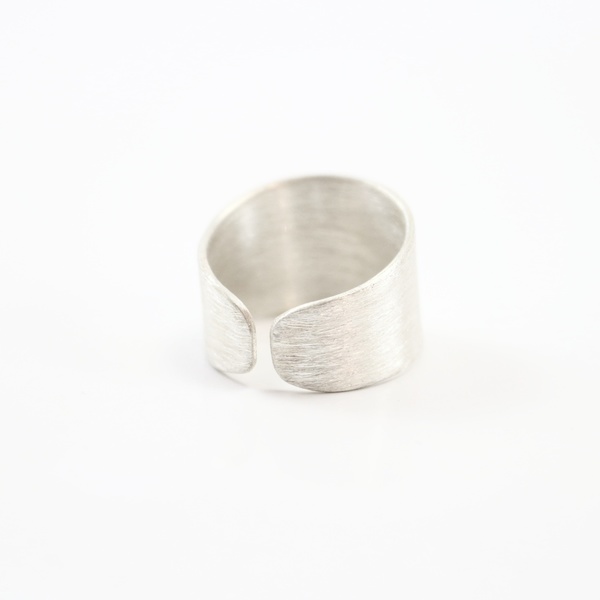 Minimal flat ring - Silver 925 - ασήμι, ασήμι, chic, design, μοντέρνο, ασήμι 925, δαχτυλίδι, minimal, ασημένια, διαχρονικό, contemporary, φλατ, αυξομειούμενα - 3