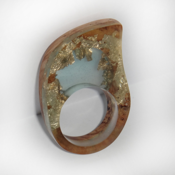 Ξύλινο Δαχτυλίδι Διπλής όψης (ελιά-ρητίνη) - statement, ξύλο, χρυσό, ρητίνη, δαχτυλίδι, σταθερά, μεγάλα