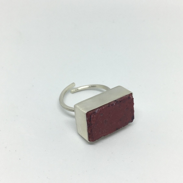 Ασημένιο δαχτυλίδι χειροποίητο με κόκκινο μάρμαρο - statement, μοναδικό, μοντέρνο, ασήμι 925, δαχτυλίδι, γεωμετρικά σχέδια, χειροποίητα, minimal, μεγάλα, αυξομειούμενα - 2