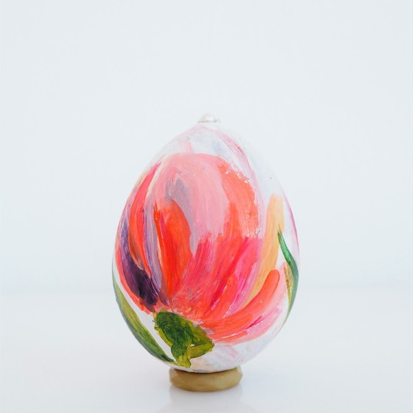 Πασχαλινό αυγό ζωγραφισμένο στο χέρι με λουλούδια της άνοιξης - διακοσμητικό, ζωγραφισμένα στο χέρι, δώρο, χειροποίητα, είδη διακόσμησης, είδη δώρου, αυγό