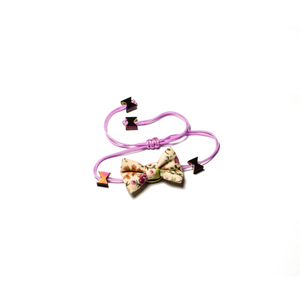 Purple Floral Bow Bracelet - ημιπολύτιμες πέτρες, ημιπολύτιμες πέτρες, ύφασμα, βαμβάκι, φιόγκος, καλοκαιρινό, charms, νήμα, αιματίτης, κορδόνια, χειροποίητα, φλοράλ, romantic, αυξομειούμενα, φθηνά