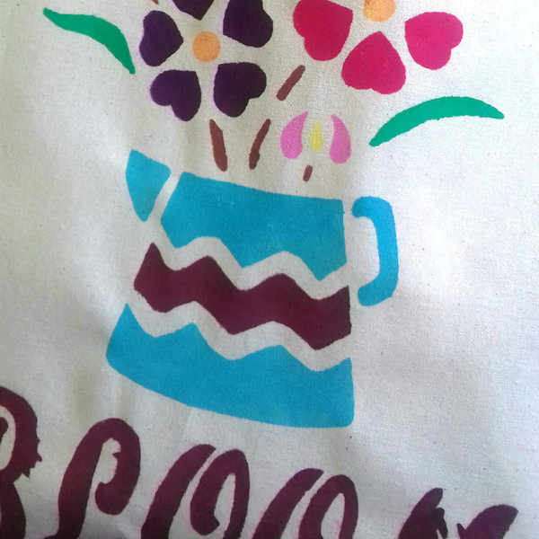 Τσάντα tote Bloom - ύφασμα, ύφασμα, βαμβάκι, handmade, ζωγραφισμένα στο χέρι, γυναικεία, λουλούδια, τσάντα, χειροποίητα, all day, must αξεσουάρ, must, γυναίκα - 3
