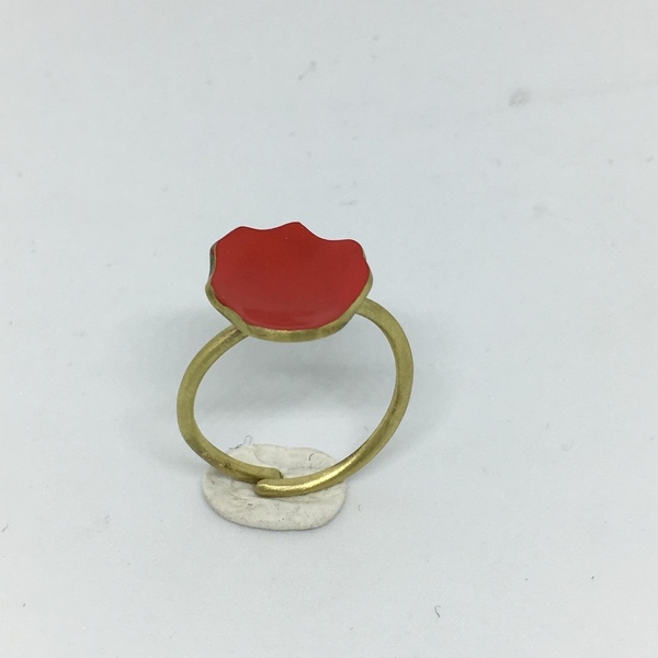 Δαχτυλίδι ορειχάλκινο χειροποίητο με σμάλτο κόκκινο - μοναδικό, μοντέρνο, ορείχαλκος, δαχτυλίδι, χειροποίητα, minimal, αυξομειούμενα, φθηνά