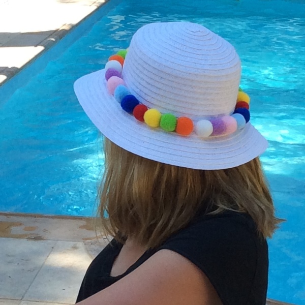 Καπέλο Multi Pom-Pom hat - καλοκαίρι, ψάθα, pom pom, παραλία, απαραίτητα καλοκαιρινά αξεσουάρ, Black Friday, ψάθινα - 2