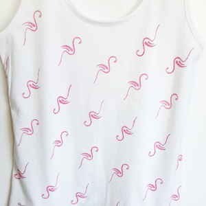 Γυναικείο μπλουζάκι ''Flamingos'' - βαμβάκι, καλοκαιρινό, ζωγραφισμένα στο χέρι, μοντέρνο, γυναικεία, εντυπωσιακό, unique, flamingos - 3
