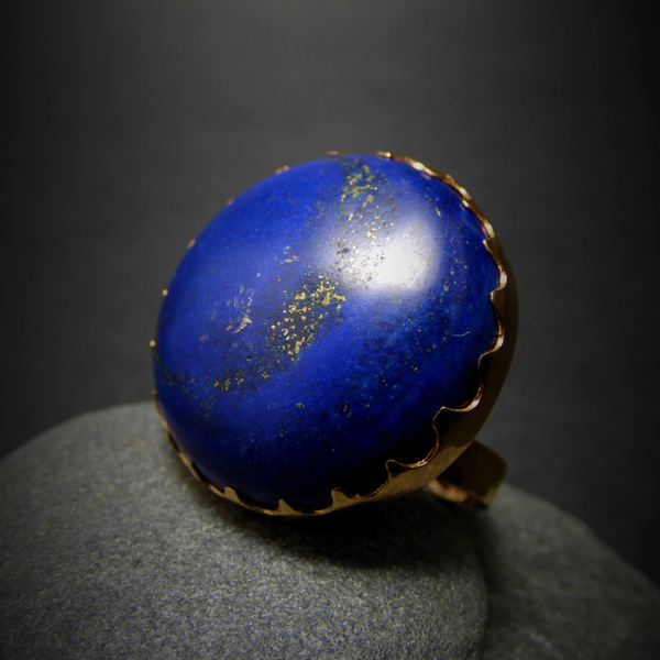 "Μagic lapis" - Χειροποίητο δαχτυλίδι επίχρυσο με ημιπολύτιμο λίθο Lapis Lazuli! - statement, ημιπολύτιμες πέτρες, ημιπολύτιμες πέτρες, chic, βραδυνά, fashion, vintage, κλασσικό, design, ιδιαίτερο, μοναδικό, μοντέρνο, γυναικεία, επιχρυσωμένα, επιχρυσωμένα, ορείχαλκος, sexy, ανοιξιάτικο, χειμωνιάτικο, νεράιδα, donkey, χειροποίητα, δώρα, romantic, απαραίτητα καλοκαιρινά αξεσουάρ, must αξεσουάρ, κλασσικά, γυναίκα, unisex, unique, boho, ethnic - 2