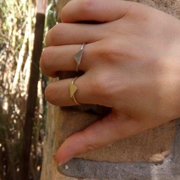 _triangle ring - χειροποίητο δαχτυλίδι με τρίγωνο σχέδιο - handmade, καλοκαιρινό, μοντέρνο, ορείχαλκος, αλπακάς, δαχτυλίδι, γεωμετρικά σχέδια, χειροποίητα, summer, minimal, βεράκια, μικρά, boho, rock, μπρούντζος, αυξομειούμενα, φθηνά - 4