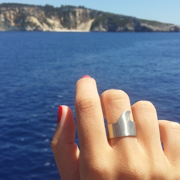 _shark fin ring, χειροποίητο δαχτυλίδι από αλπακά - statement, καλοκαιρινό, μοντέρνο, καλοκαίρι, αλπακάς, δαχτυλίδι, δαχτυλίδια, χειροποίητα, summer, boho, rock, μεγάλα, φθηνά - 3