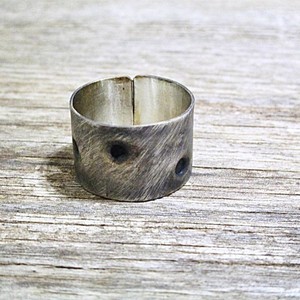 random silver bull| χειροποιητο δαχτυλιδι ασημενιο βερα minimal - statement, chic, μονόχρωμες, fashion, vintage, κλασσικό, μόδα, ιδιαίτερο, μοναδικό, μοντέρνο, ασήμι 925, ανδρικά, customized, μέταλλο, χειροποίητα, σφυρήλατο, σφυρήλατο, εντυπωσιακό, minimal, must, personalised, unisex, boho, boho, ευκολοφόρετο, διαχρονικό, amano, contemporary, μεγάλα, trend, αυξομειούμενα - 2