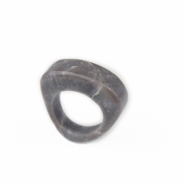 Μαρμαρόγλυπτο δαχτυλίδι από Ελληνικό μάρμαρο Κρήτης - statement, ημιπολύτιμες πέτρες, δαχτυλίδι, χειροποίητα, minimal, rock, σταθερά, μεγάλα, gift idea, δώρα για γυναίκες - 3