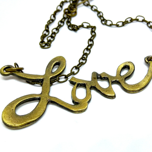 Κολιέ με τη λέξη "LOVE" - vintage, charms, ορείχαλκος, μέταλλο, κολιέ, romantic, all day, δωράκι, σε αγαπώ, γυναίκα, boho, gift, δώρα για γυναίκες - 2