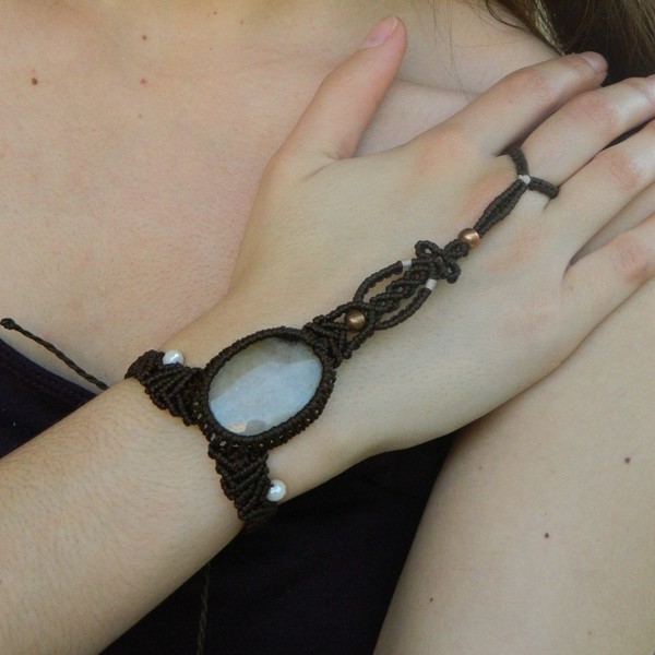 Ring Bracelet Slim -- Macrame κόσμημα - ημιπολύτιμες πέτρες, handmade, δώρο, μακραμέ, δαχτυλίδι, βραχιόλι, κορδόνια, χειροποίητα, boho, ethnic, bracelet, μεταλλικά στοιχεία, φλατ - 3