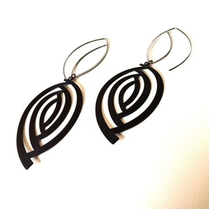 Σκουλαρίκια με μαύρο φιλιγκρί - handmade, fashion, μοναδικό, μοντέρνο, γυναικεία, στυλ, μέταλλο, χειροποίητα, all day, minimal, πρωτότυπα δώρα, δώρα για γυναίκες