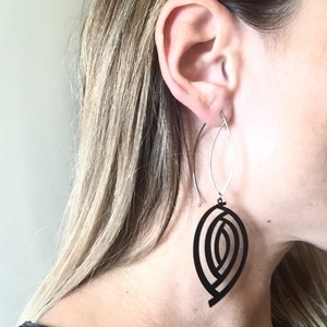 Σκουλαρίκια με μαύρο φιλιγκρί - handmade, fashion, μοναδικό, μοντέρνο, γυναικεία, στυλ, μέταλλο, χειροποίητα, all day, minimal, πρωτότυπα δώρα, δώρα για γυναίκες - 2