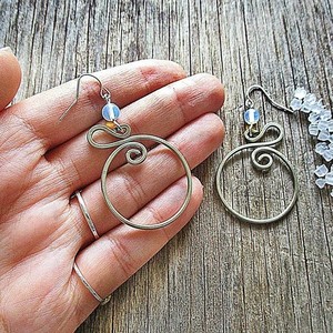 bead hoops #1| χειροποιητο σκουλαρικι κρεμαστο φεγγαροπετρα - statement, chic, μονόχρωμες, fashion, καλοκαιρινό, vintage, μόδα, ιδιαίτερο, μοναδικό, μοντέρνο, πέτρα, στρογγυλό, φεγγαρόπετρα, ανοιξιάτικο, αλπακάς, μέταλλο, γεωμετρικά σχέδια, χειροποίητα, εντυπωσιακά, χάντρες, για όλες τις ώρες, minimal, must, κλασσικά, boho, ethnic, ευκολοφόρετο, rock, διαχρονικό, μπρούντζος, κρεμαστά, amano, contemporary, γάντζος, trend - 2