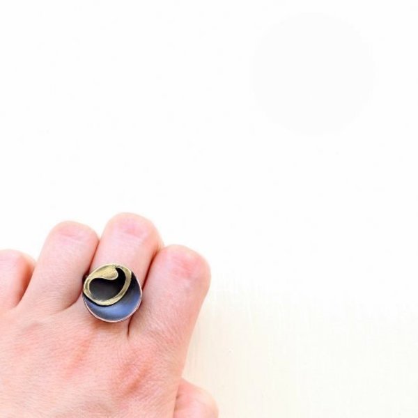 Δαχτυλίδι στρογγυλό με λαχούρι - statement, vintage, μοναδικό, ορείχαλκος, ορείχαλκος, χαλκός, σύρμα, κύκλος, δαχτυλίδι, γεωμετρικά σχέδια, boho, επέτειος, μεγάλα, αυξομειούμενα - 2