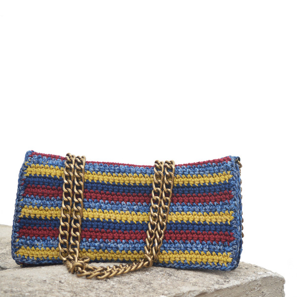 Πλεκτή τσάντα ώμου ριγέ με διπλή αλυσίδα - Crochet bag with stripes and double chain - αλυσίδες, αλυσίδες, ριγέ, clutch, ώμου, crochet, τσάντα, κορδόνια, χειροποίητα, θήκες, πλεκτές τσάντες - 2