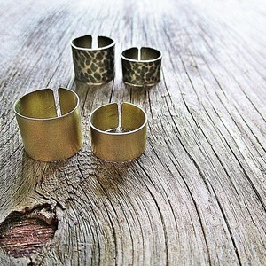 set ring bands| σετ χειροποιητα δαχτυλιδια σφυρηλατηση οξειδωση minimal - statement, chic, μονόχρωμες, fashion, ιδιαίτερο, μοντέρνο, chevalier, αλπακάς, μέταλλο, χειροποίητα, σφυρήλατο, σφυρήλατο, minimal, must, βεράκια, σετ, unisex, boho, ευκολοφόρετο, διαχρονικό, μπρούντζος, amano, contemporary, trend, αυξομειούμενα, σετ κοσμημάτων - 3
