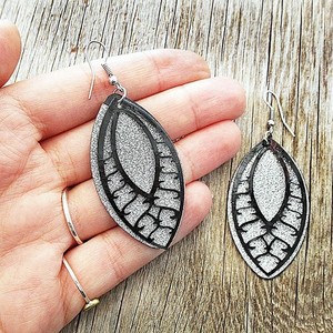 leaf| σκουλαρικι κρεμαστο φυλλο - statement, chic, μονόχρωμες, fashion, καλοκαιρινό, vintage, μόδα, ιδιαίτερο, μοναδικό, μοντέρνο, ανοιξιάτικο, αλπακάς, γεωμετρικά σχέδια, χειροποίητα, εντυπωσιακά, φύλλο, για όλες τις ώρες, minimal, must, κλασσικά, ευκολοφόρετο, διαχρονικό, κρεμαστά, amano, contemporary, μεγάλα, faux bijoux, trend - 2