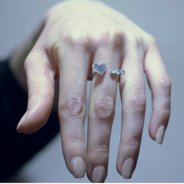 Δαχτυλίδι καρδιά / Ασήμι 925 - ασήμι, ασήμι 925, καρδιά, δαχτυλίδι, χειροποίητα, romantic, minimal, must αξεσουάρ, βεράκια, contemporary, έλληνες σχεδιαστές, δώρα αγίου βαλεντίνου, αυξομειούμενα - 3