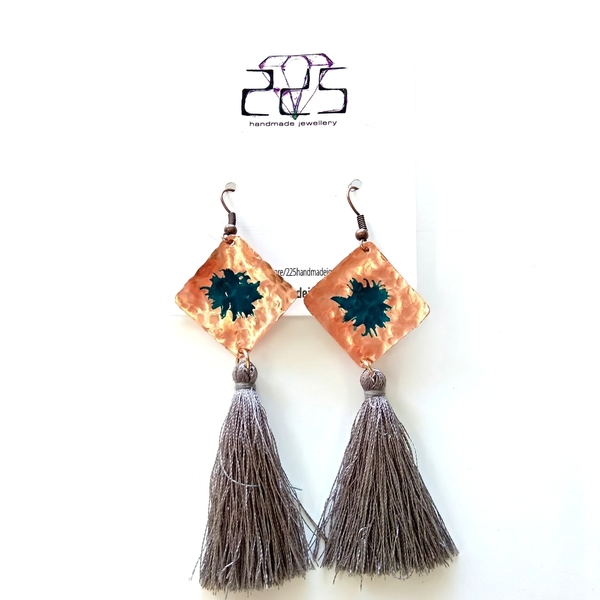 Hammered copper earrings - μοντέρνο, σμάλτος, σμάλτος, χαλκός, χαλκός, με φούντες, με φούντες, γεωμετρικά σχέδια, σφυρήλατο, minimal - 2
