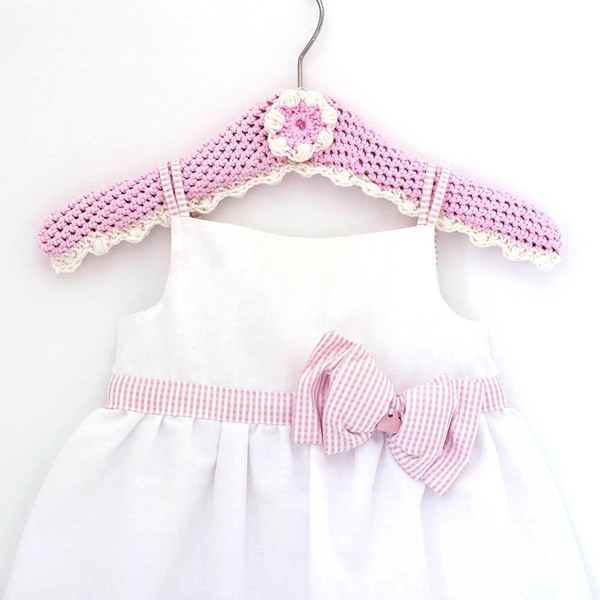 Σετ Ροζ πλεκτές κρεμάστρες ρούχων για κορίτσι - βαμβάκι, ροζ, ξύλο, οργάνωση & αποθήκευση, crochet, μέταλλο, δώρα για βάπτιση, λουλούδι, παιδικό δωμάτιο, βαμβακερό νήμα, για φωτογραφίες, δώρο για νεογέννητο, baby shower - 2