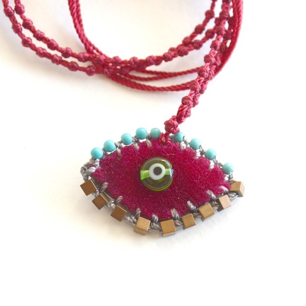 Κολιέ Evil eye κεντητό βελούδινο, πράσινο - μπορντώ - ημιπολύτιμες πέτρες, ημιπολύτιμες πέτρες, κεντητά, chic, τιρκουάζ, τιρκουάζ, μοντέρνο, διπλής όψης, αιματίτης, αιματίτης, βελούδο, βελούδο, κολιέ, χειροποίητα, μάτι, μακριά, minimal, boho, ethnic, evil eye, έλληνες σχεδιαστές, αυξομειούμενα, δώρα για γυναίκες