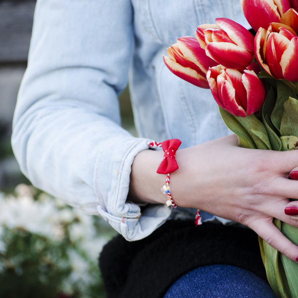 Red Daisy March - φιόγκος, ιδιαίτερο, γυναικεία, swarovski, swarovski, με φούντες, μάρτης, χειροποίητα, romantic, λουλούδι, μαρτάκια - 2